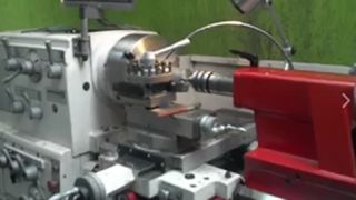 Fabricación de moleteado en torno.